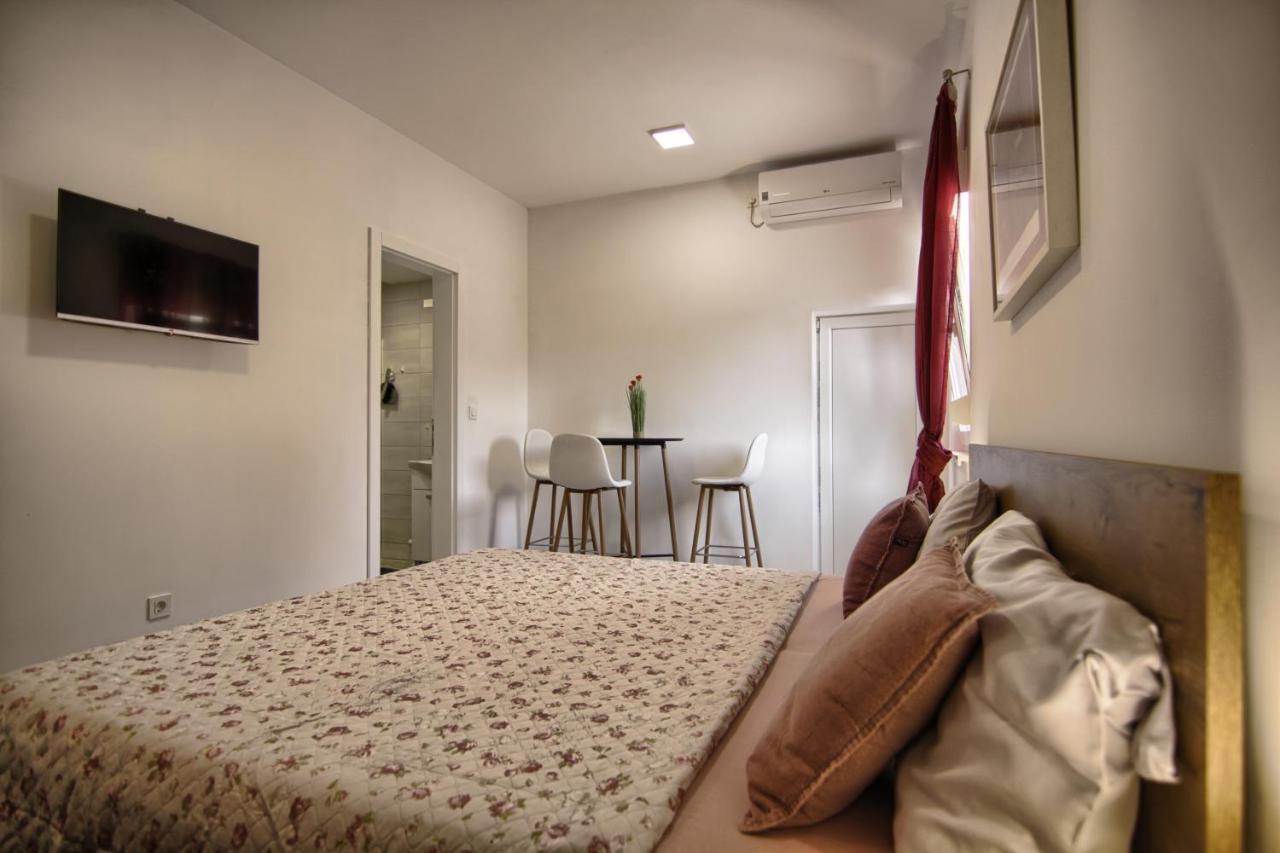 Rooms Dragica Pakoštane Eksteriør bilde